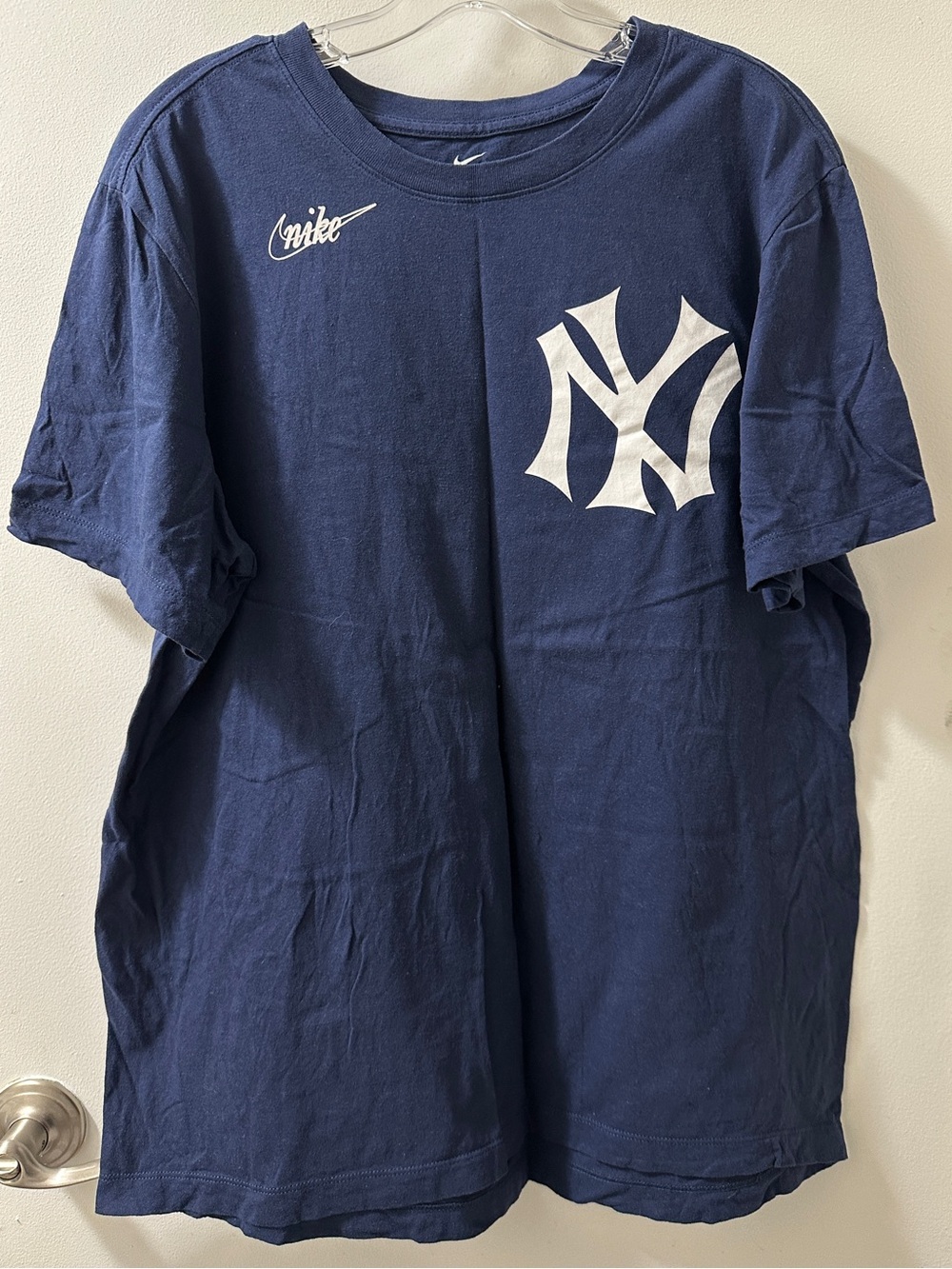 Nike Navy Blue New York Yankees Short Sleeve Graphic Tee - Womens
